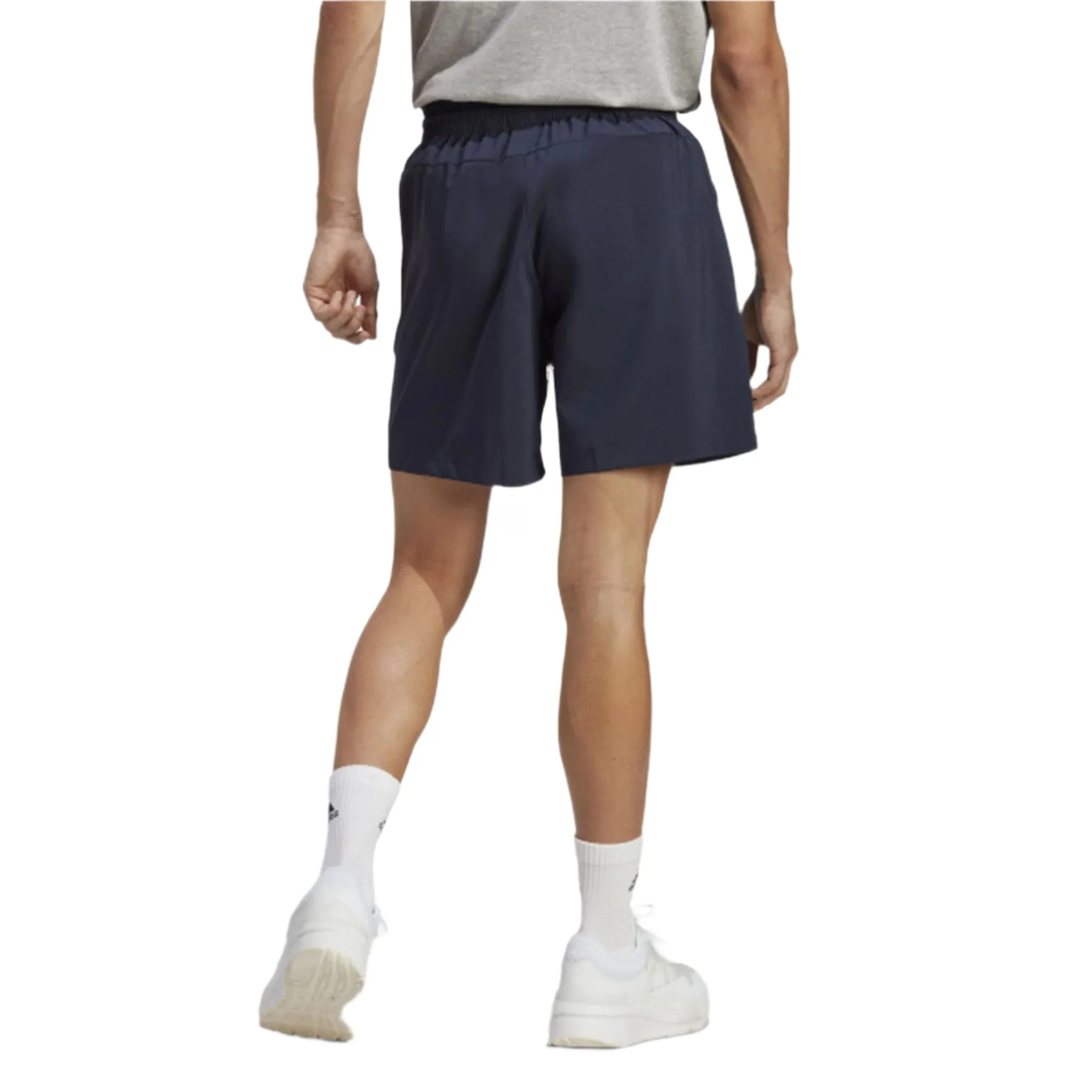 Adidas Essentials Chelsea Shorts mit kleinem Logo