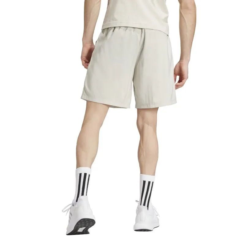 Adidas Herren Essentials Chelsea Shorts mit kleinem Logo