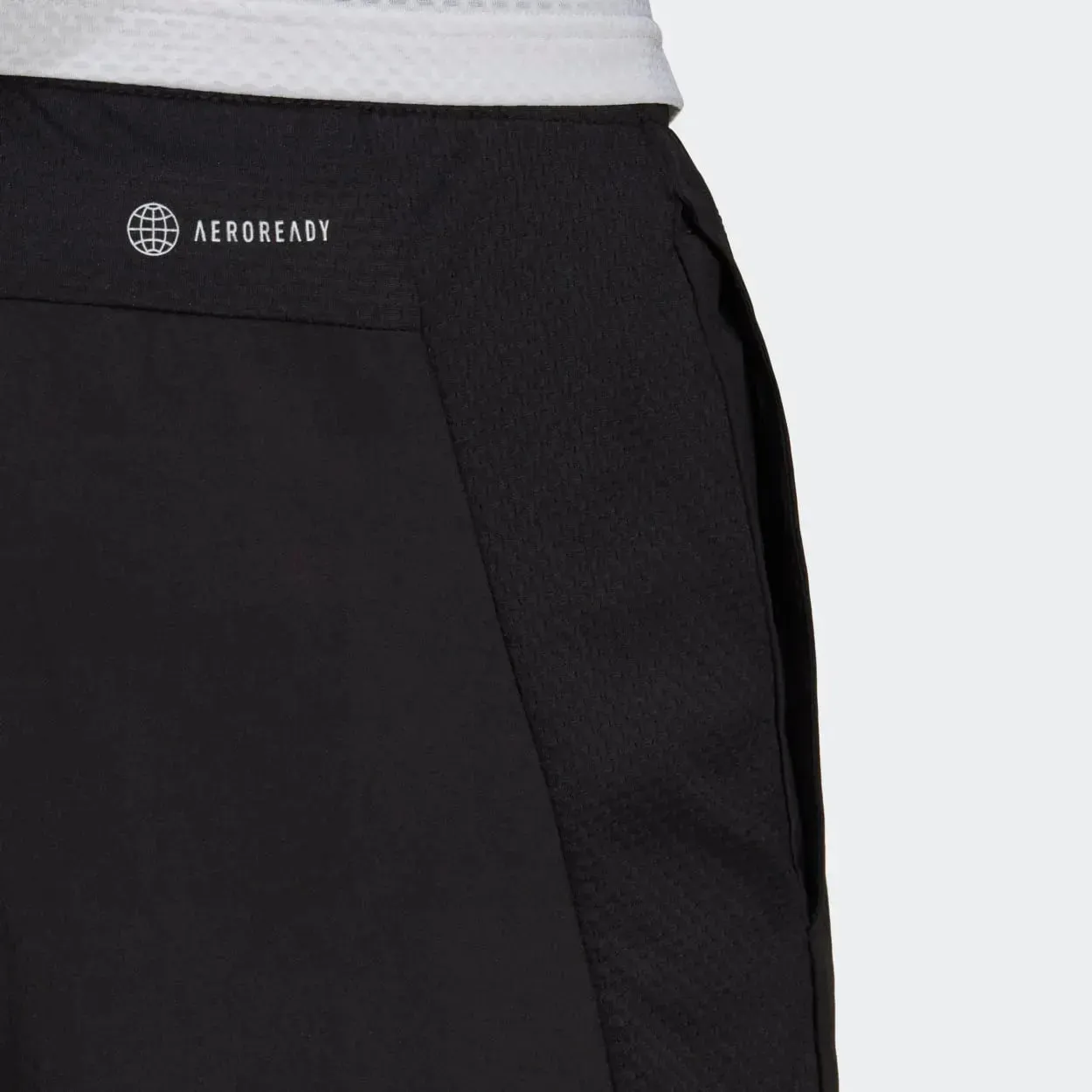 adidas Herren Own The Run Cooler 5-Zoll-Shorts
