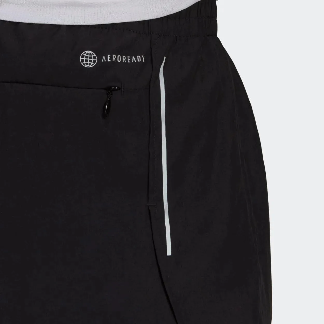 Adidas Herren Own The Run geteilte Shorts