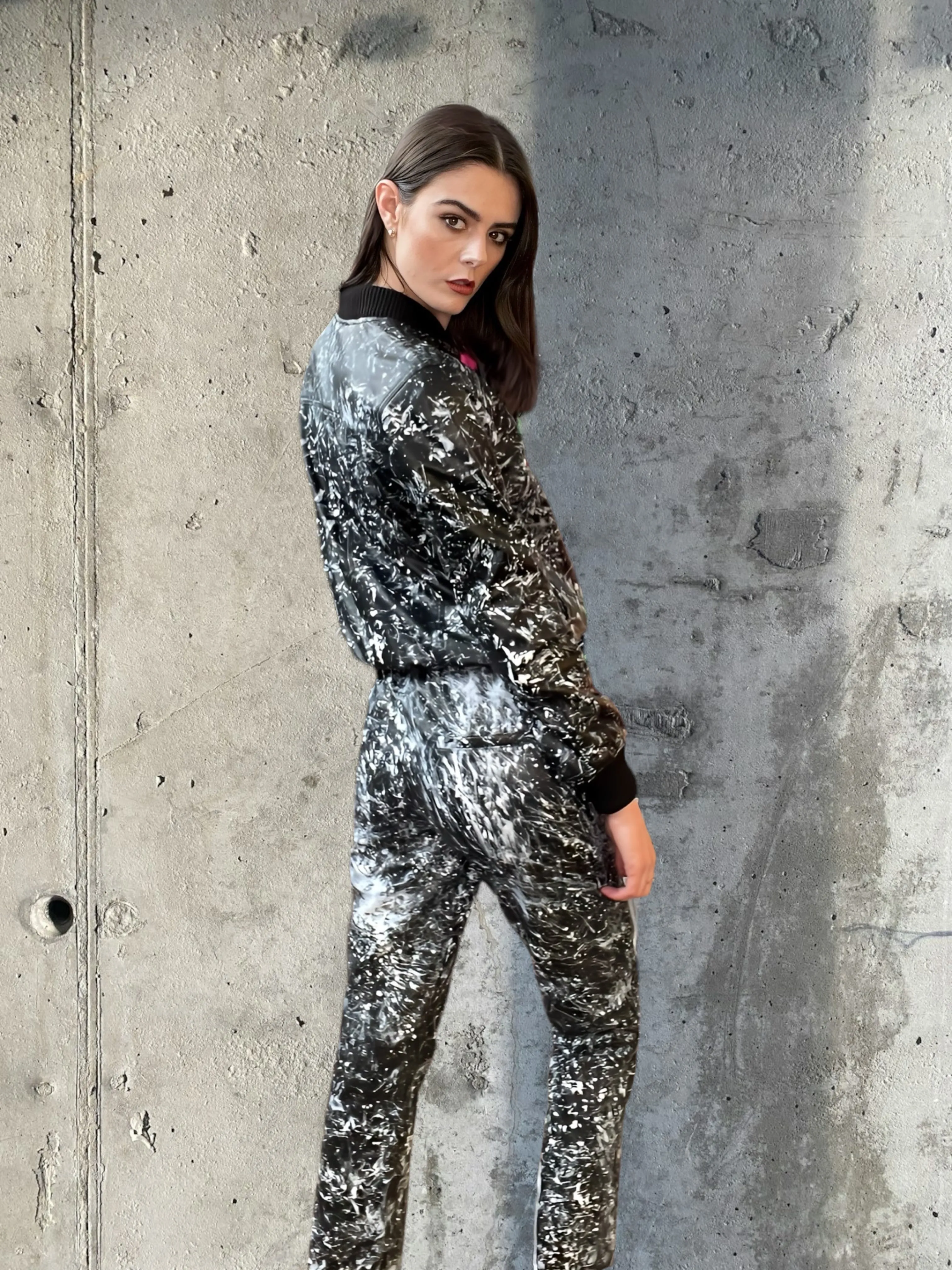 Bemalter Bomberjacke-Stil aus Vintage-Eisenoptik