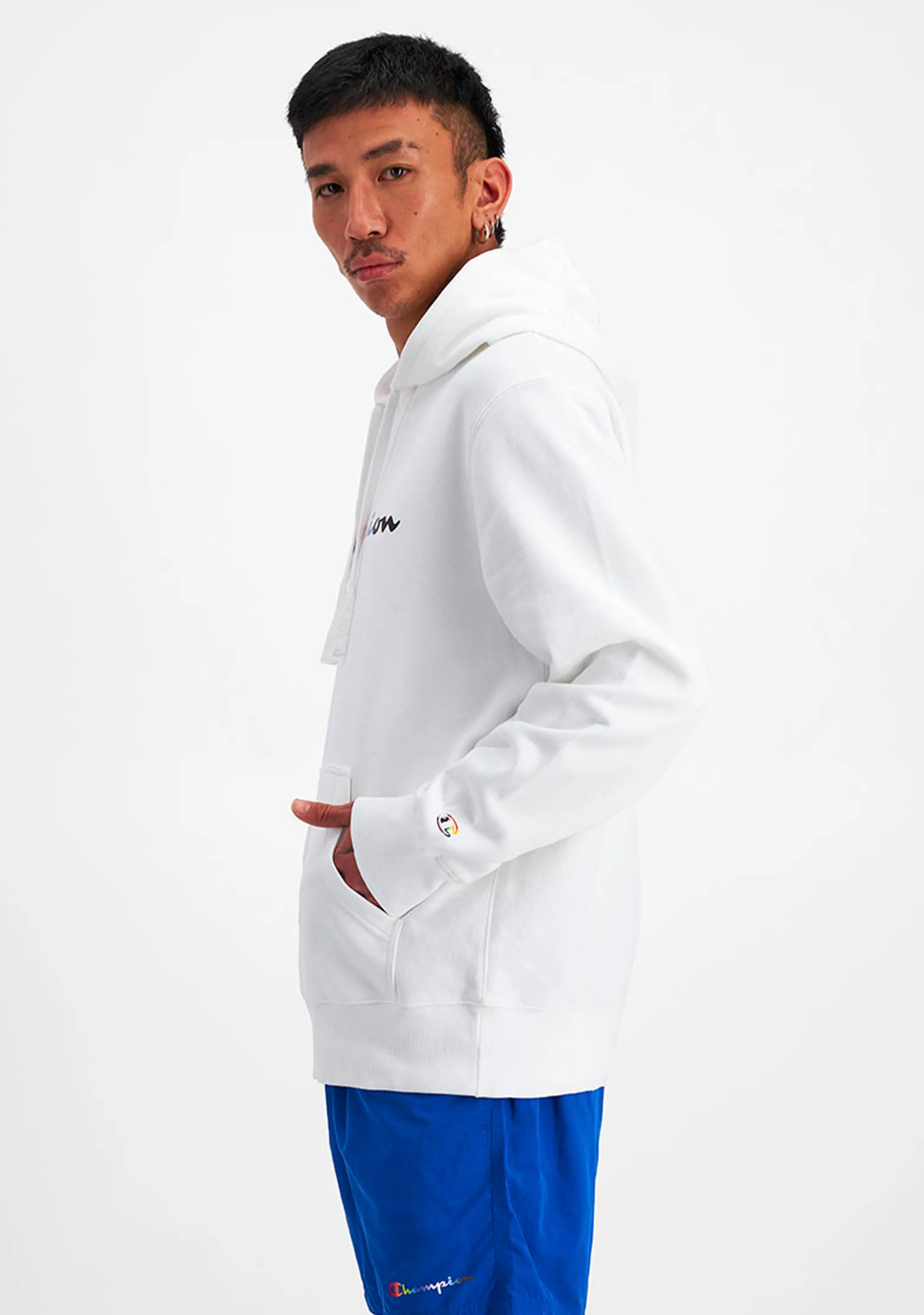 Champion Herren Athletic Pride Script Hoodie <BR> AURCN WIT