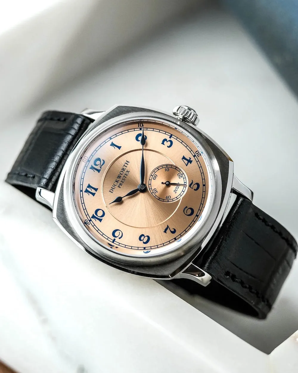 Duckworth Prestex Uhren Duckworth Prestex Coronation 2023 Limited Edition Uhr in Lachsrosa