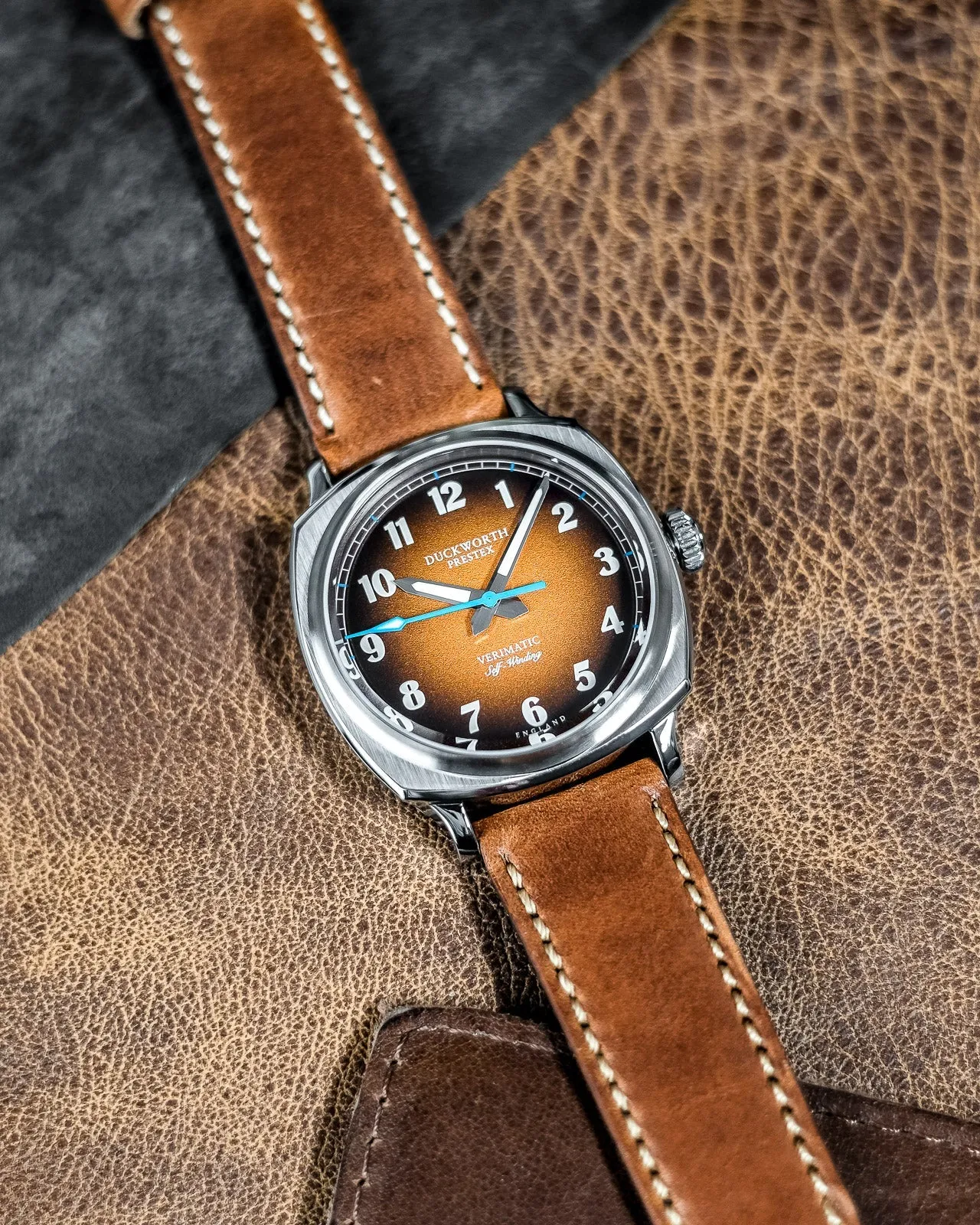 Duckworth Prestex Uhren Duckworth Prestex Verimatic Orange Rauchfarbene Uhr mit Hellbraunem Lederarmband