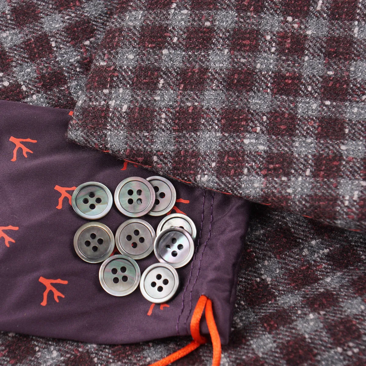 Isaia Extra-Schlanke Donegal-Woll-Sportjacke Kleidung_Isaia