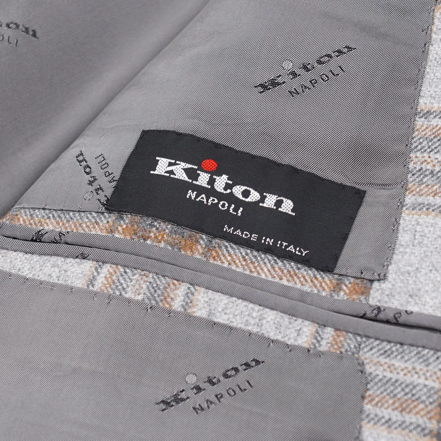 Kiton Geschichteter Karo-Kaschmir Sportmantel Kleidung_Kiton