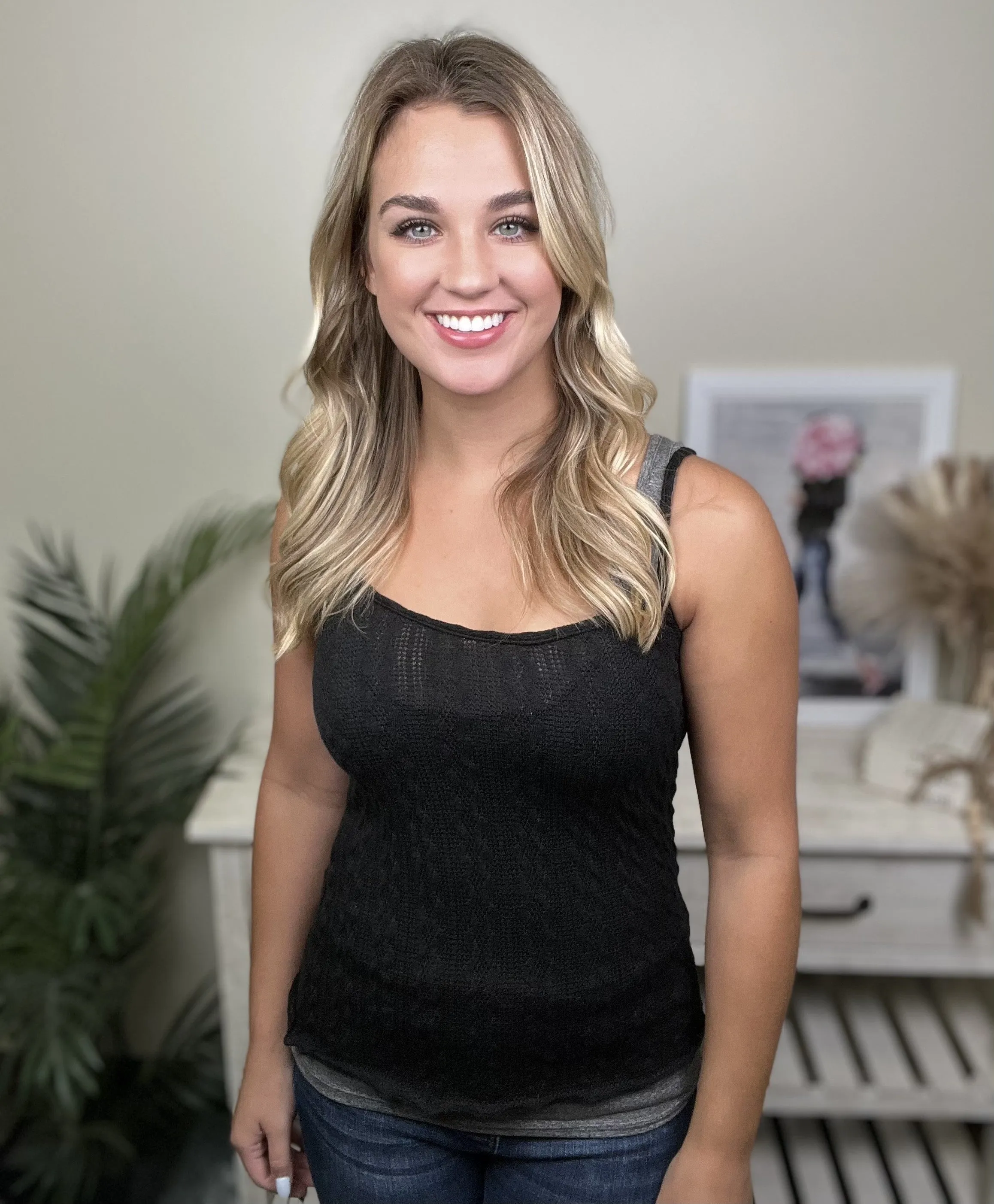 Layers On Layers Damen Spaghetti-Träger Schicht-Tanktop