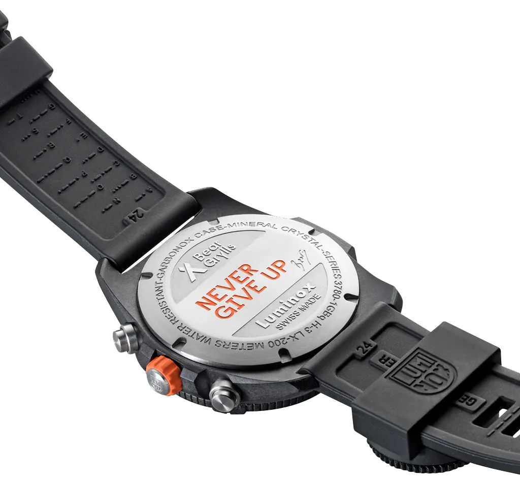 Luminox Bear Grylls Survival Chronograph CARBONOX schwarzes Zifferblatt schwarzes Gummiband Kompass Datum Taucher Quarz Herrenuhr XB.3781.KM Luminox Uhren