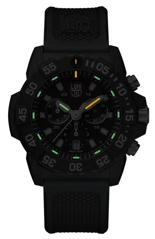 Luminox Navy Seal Chronograph CARBONOX Armbanduhr mit schwarzem Gummiband, schwarzem Zifferblatt, Datumsanzeige, Taucheruhr, Quarz, Herrenuhr XS.3581 Luminox Uhren