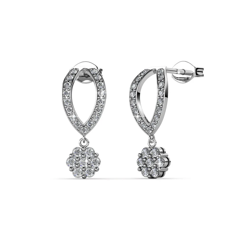 Luxus Swarovski Schmuck Megan Ohrstecker mit Anhänger aus 18 Karat Weißgold und Diamanten mit Swarovski Kristallen