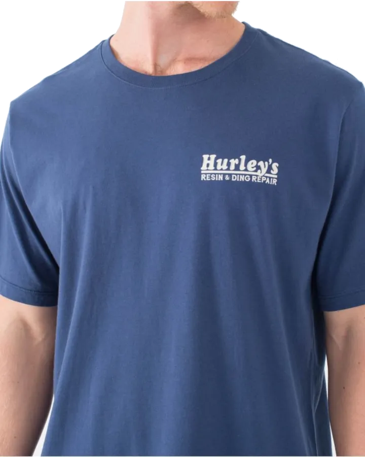 Magisches T-Shirt im Abgrund