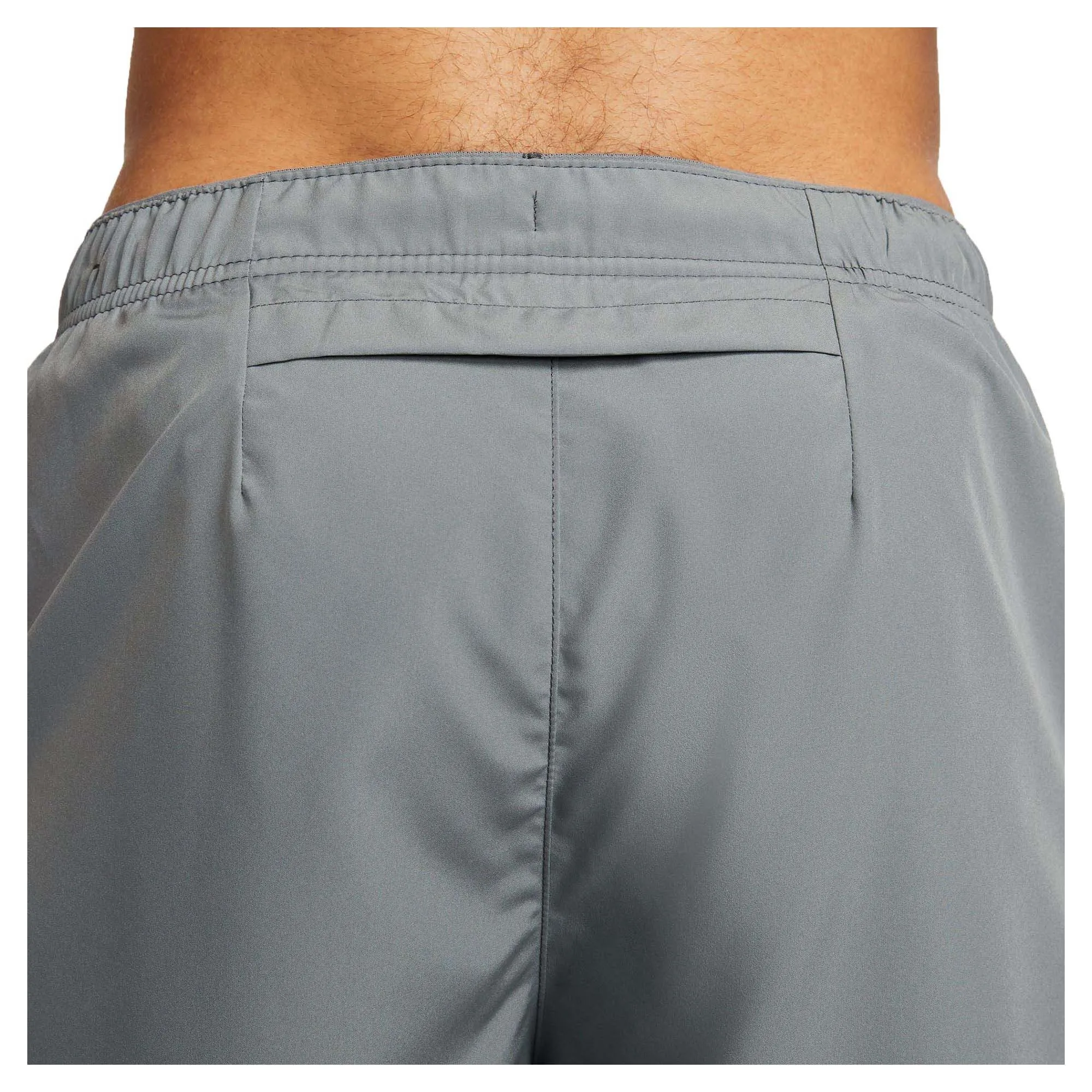 Herren Challenger Dri-Fit 7 Zoll ungefütterte Laufshorts