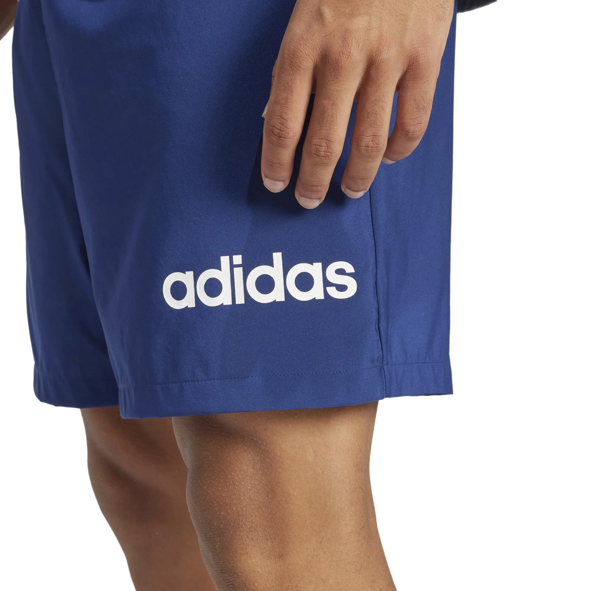 Herren Essentials Linear Logo Shorts