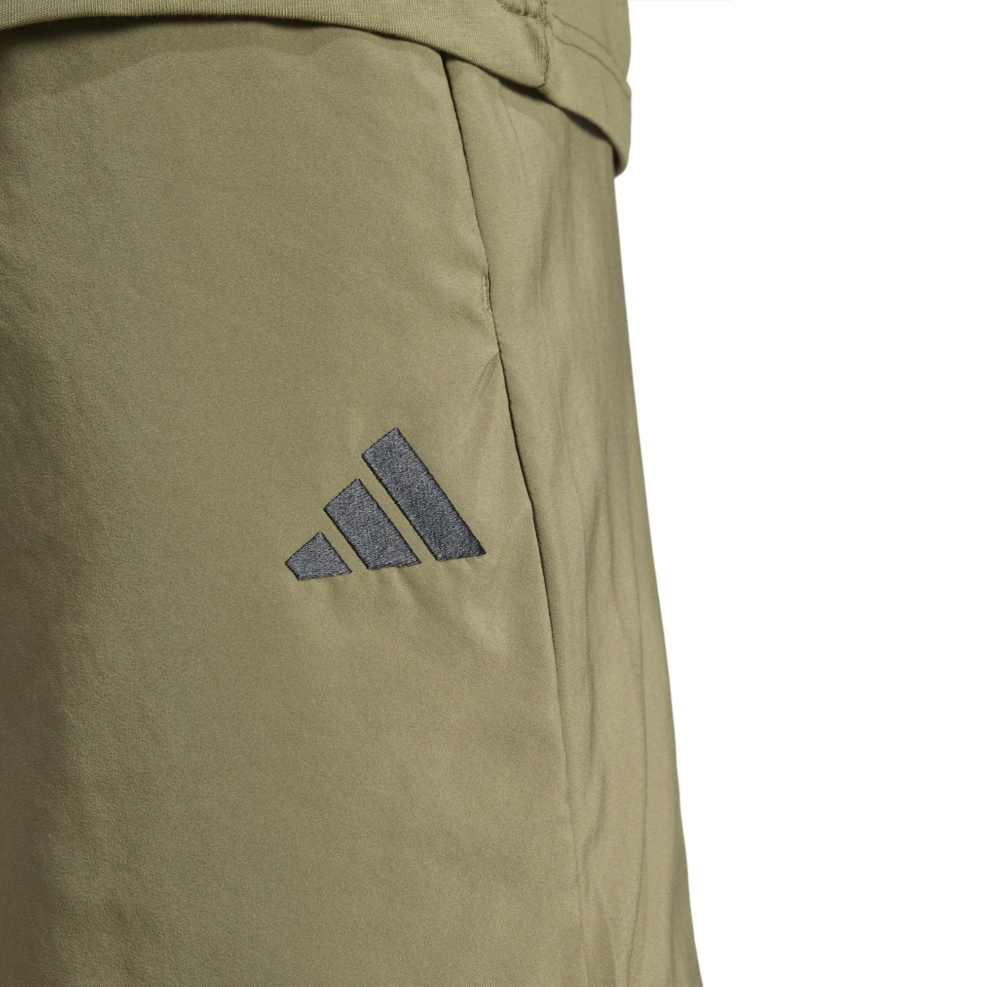 Herren Essentials Chelsea-Shorts mit kleinem Logo