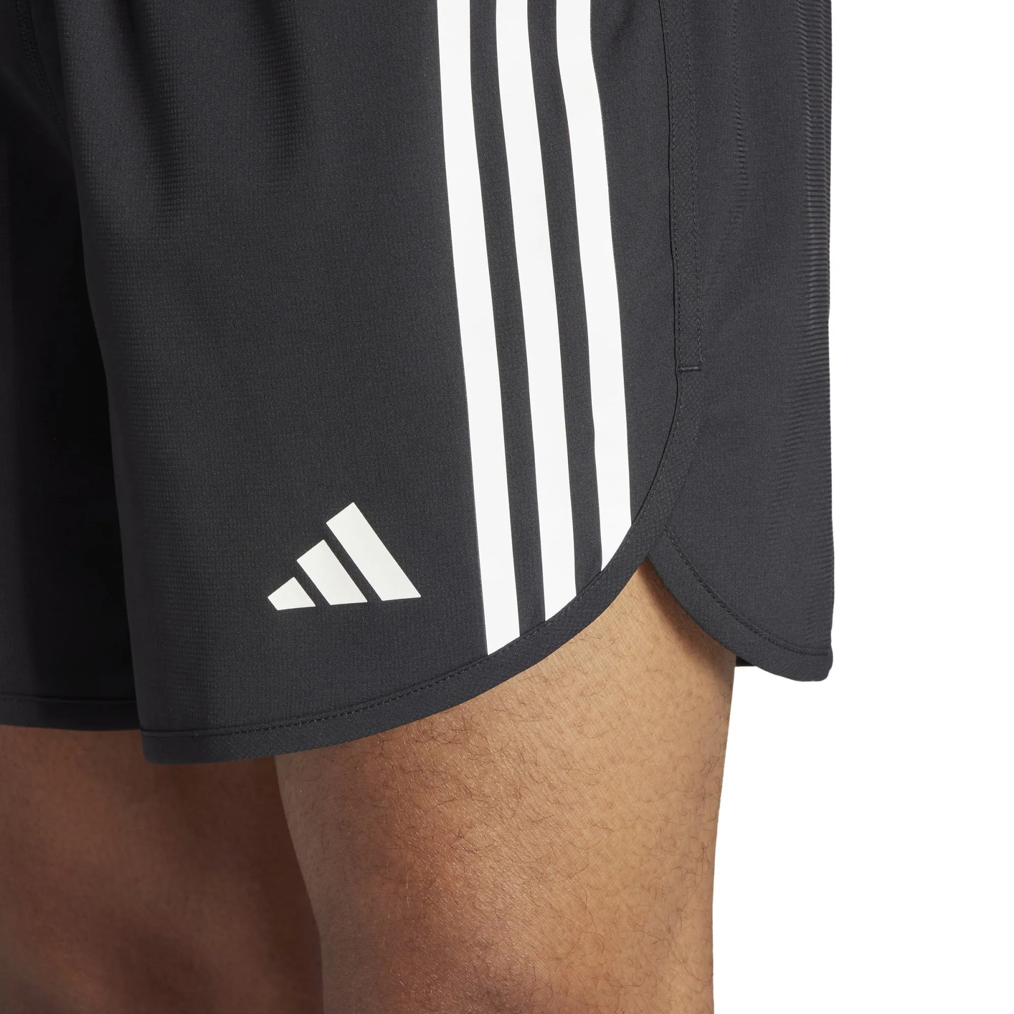 Herren Own the Run 3-Streifen Shorts