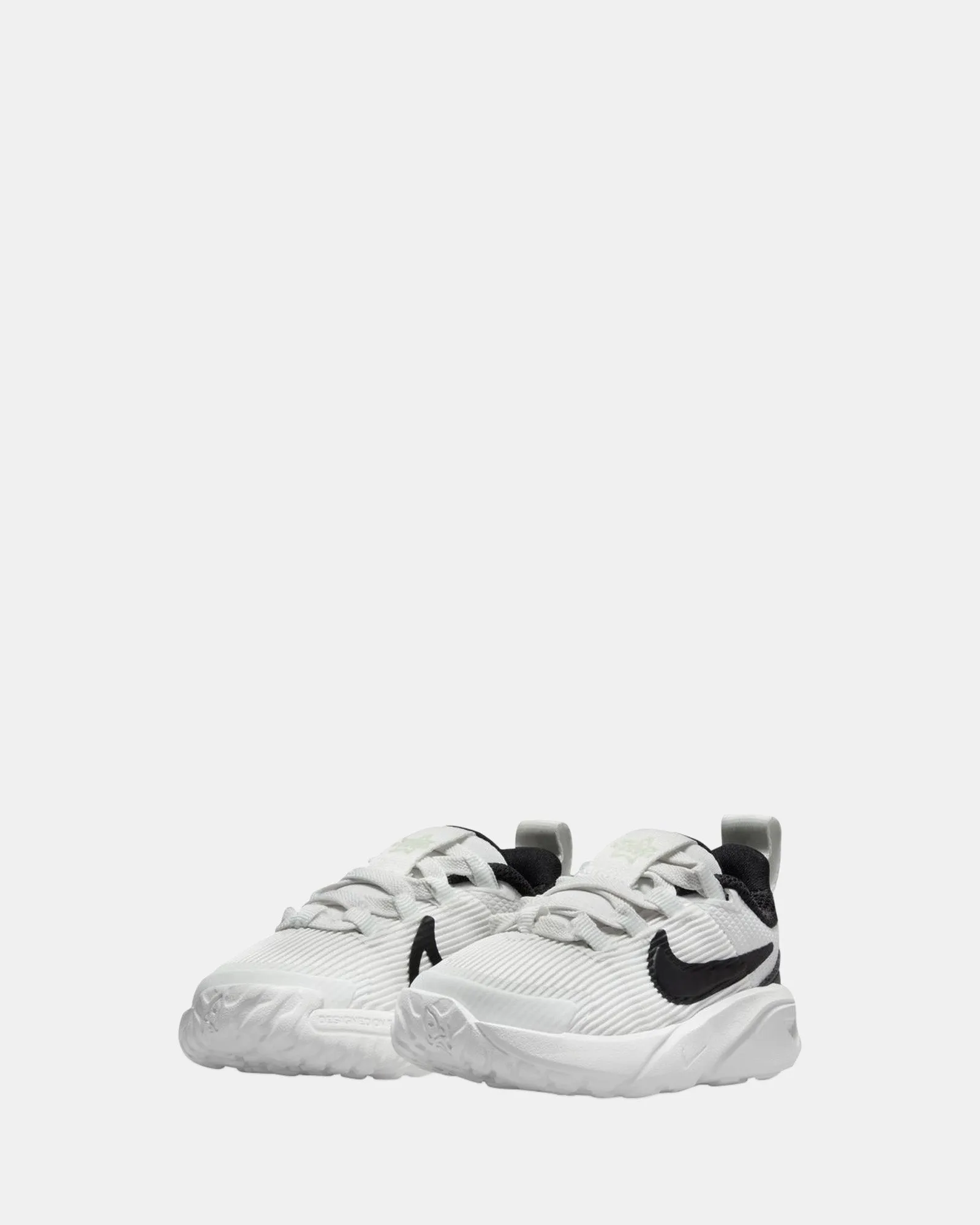 Nike Kinder-Schuhe Star Runner 4 NN Kleinkind Summit Weiß/Schwarz/Blass Volt