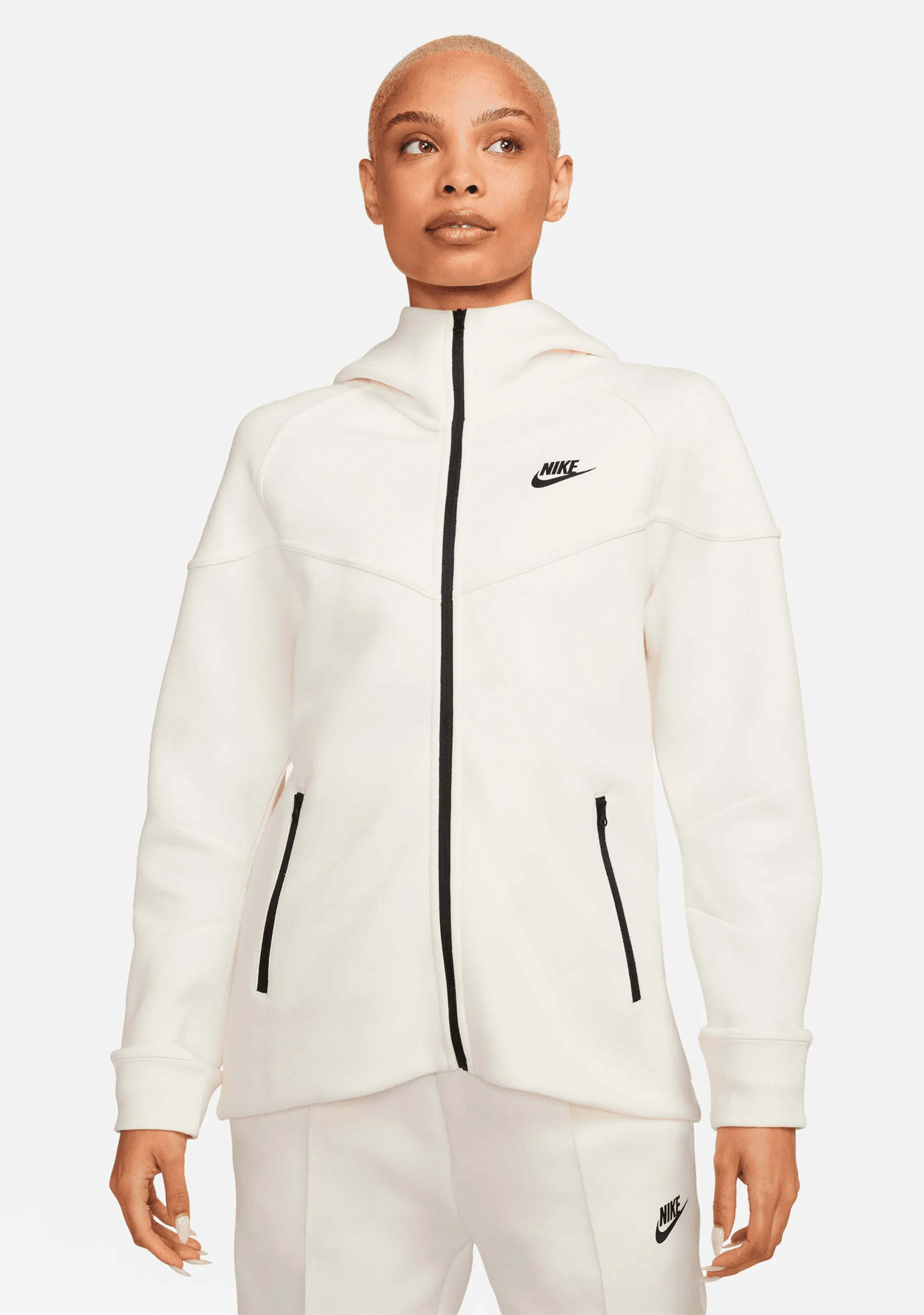 Nike Damen Tech Fleece Windrunner
