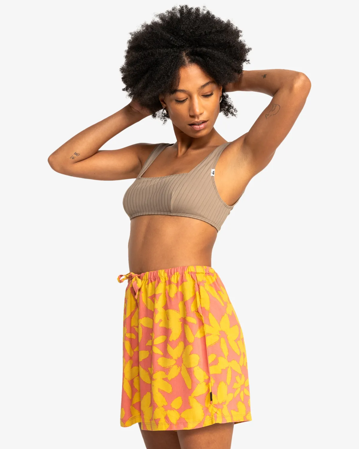 Quiksilver Kleidung Uni All Over Print Walkshorts in Canyon Clay 2 Tönen Blume