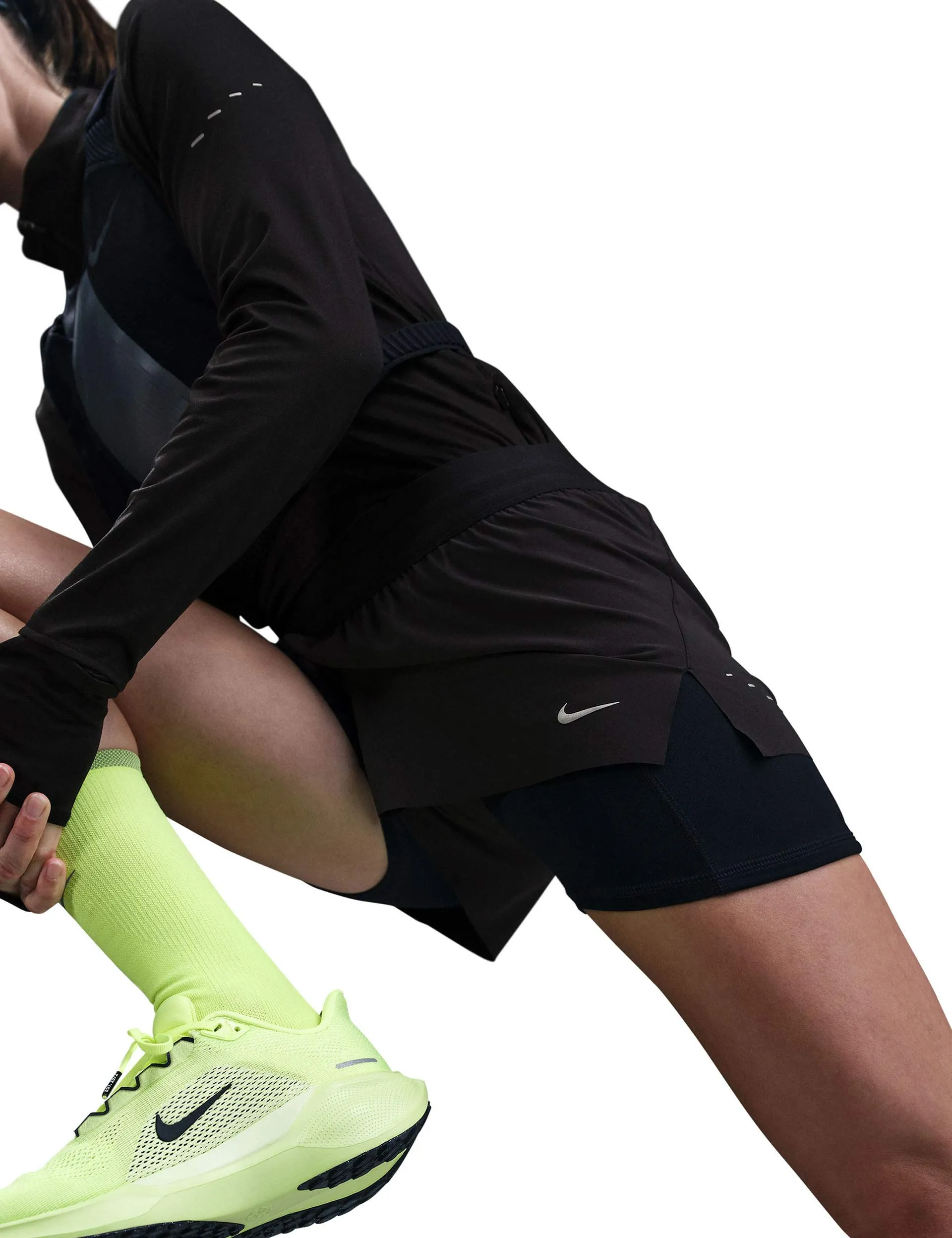 Swift Dri-FIT Mid-Rise 2-in-1 Laufshorts - Schwarz/Reflektierendes Silber